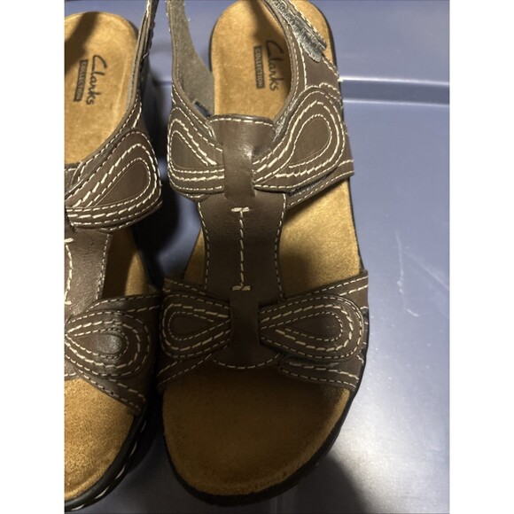 NEW Clark's Lexi Walnut Bendables Sandals Brown 15260 Womens 6.5 - Picture 4 of 6